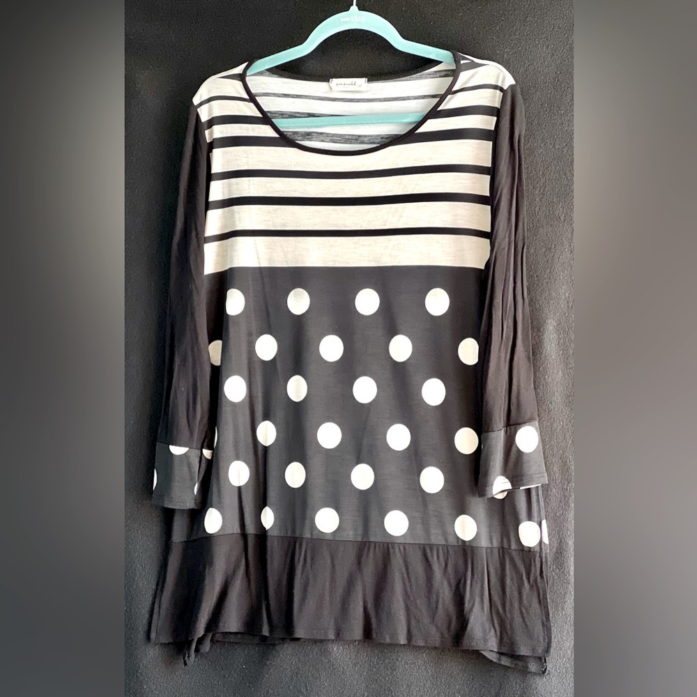 Black and White Tunic Top (Sz XL)